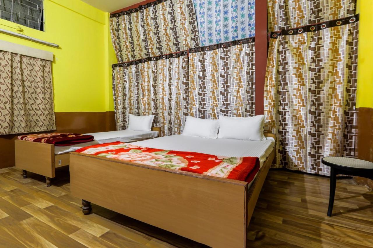 Jorhāt Oyo Hotel 43459 Oasis Lodge מראה חיצוני תמונה