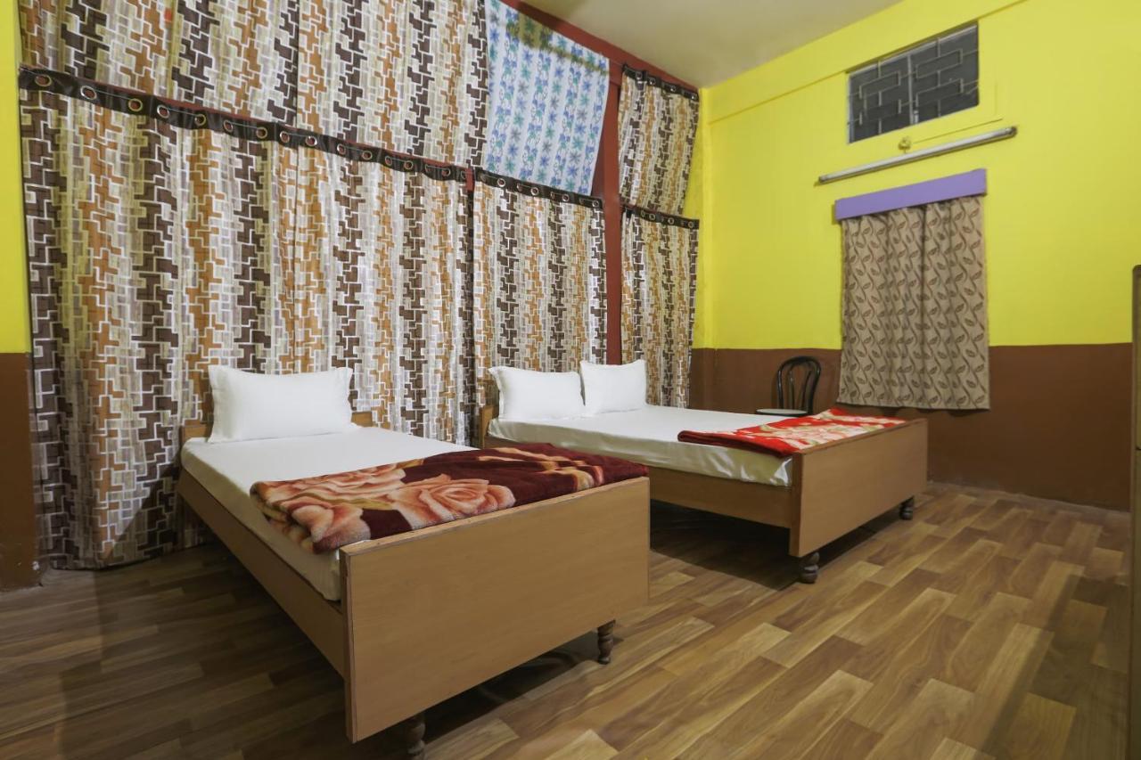 Jorhāt Oyo Hotel 43459 Oasis Lodge מראה חיצוני תמונה